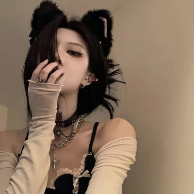 2023年最火的女孩头像(精选22张)