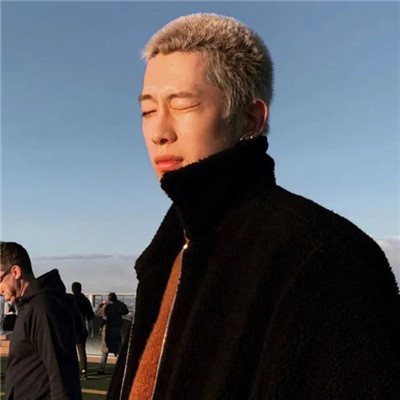 2023最流行洋气男生头像(22张)