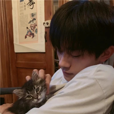 2023年男生最火的头像(精选24张)