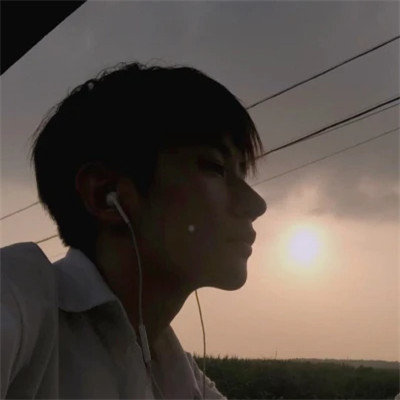 2023最火的男人头像(24张)