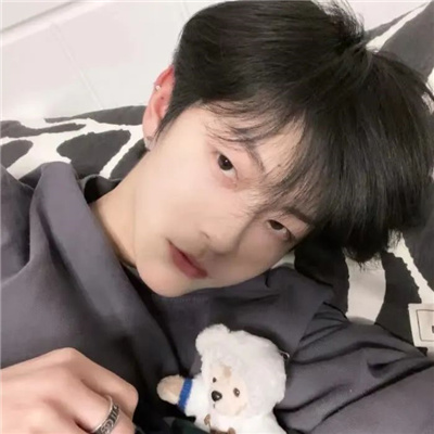 2023新款男生最帅头像(24张)