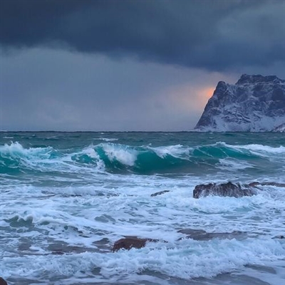 2023年最火的人物微信头像(24张)