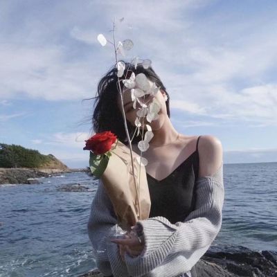 2023女生最火微信头像(24张)