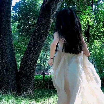 2023年最火的女人微信头像(24张)