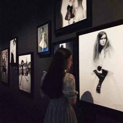 2023年最火的女人微信头像(24张)