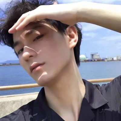 2023最火男生微信头像(22张)