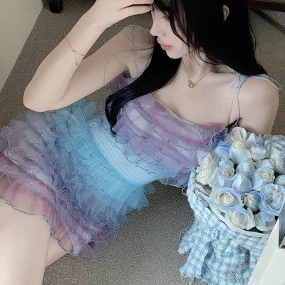 2023最火女生侧头像(精选24张)