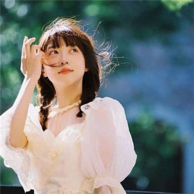 2023最火的女生头像(精选20张)