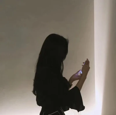 2023年最火的背影情侣头像(24张)