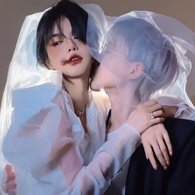 2023最火纯欲情侣头像(26张)