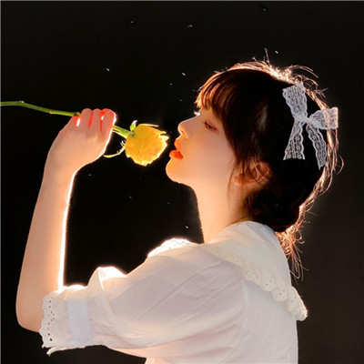 2023最火爆的女人头像(精选22张)