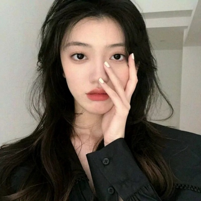 2023最火的女孩头像(24张)