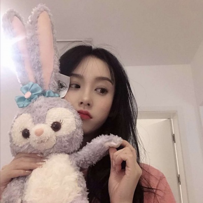 2023最火qq女头像(30张)