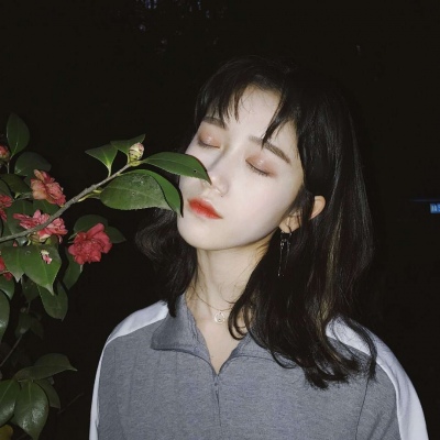 2023最火qq女头像(30张)