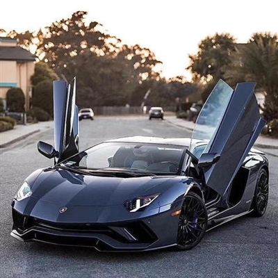 2023最火爆汽车头像(精选24张)