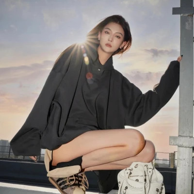 2023年最火真人头像(24张)