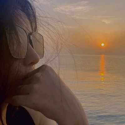 2023最火微信女生头像(24张)