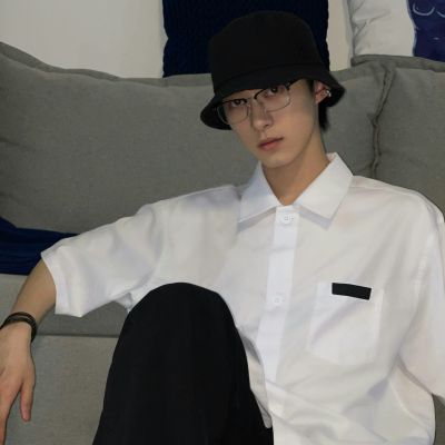 2023最火好看男人头像(精选32张)