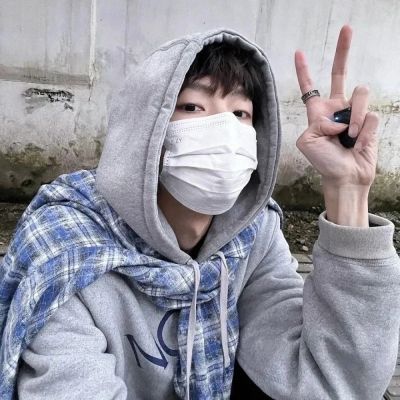 2023最火好看男人头像(精选32张)