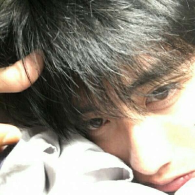 2023年最伤感的头像(精选24张)