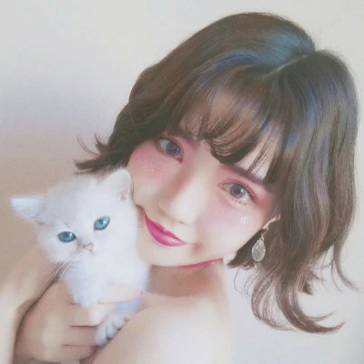 2023最火微信闺蜜头像(24张)