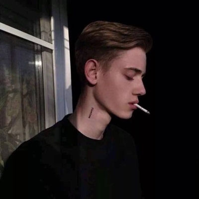 2023年微信男生最火头像(精选24张)