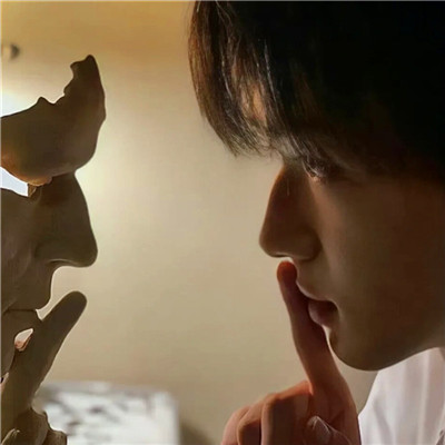 2023年最流行情侣头像(精选18张)