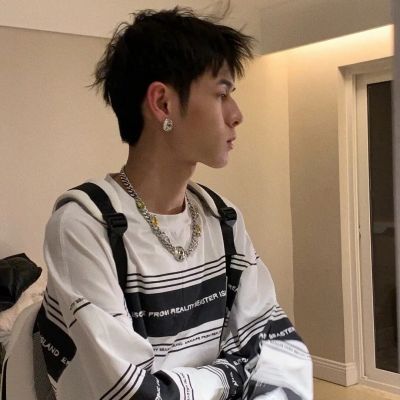 适合男孩用的头像图片(精选24张)