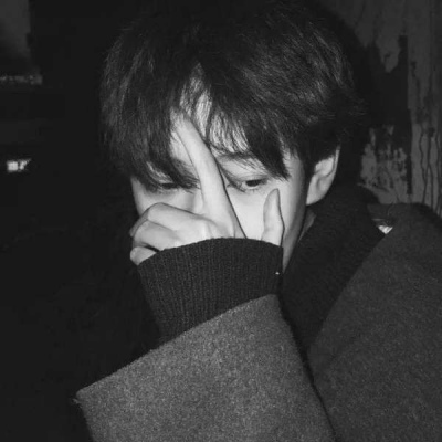 2023最火男生头像成熟(24张)