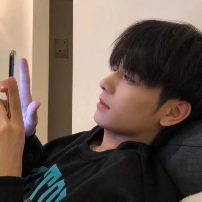 特别稀少超好看的头像男(26张)