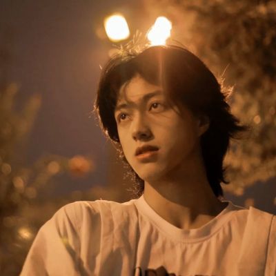一眼就惊艳的男生头像(24张)