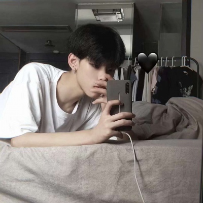 很罕见又很好看头像男生真人(26张)