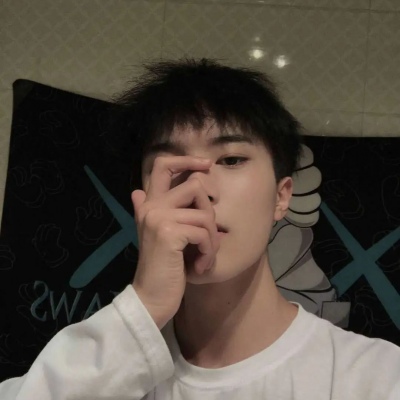 独一无二与众不同头像男伤感(24张)