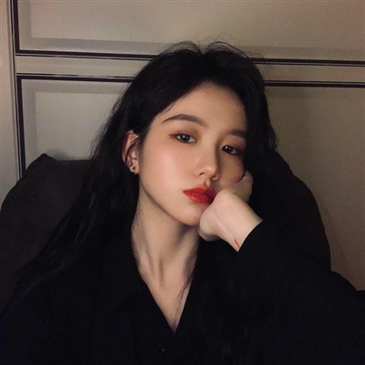 全网最好看的女生头像人物(精选24张)