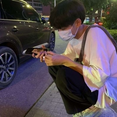 2023最好看的头像新款男生(28张)