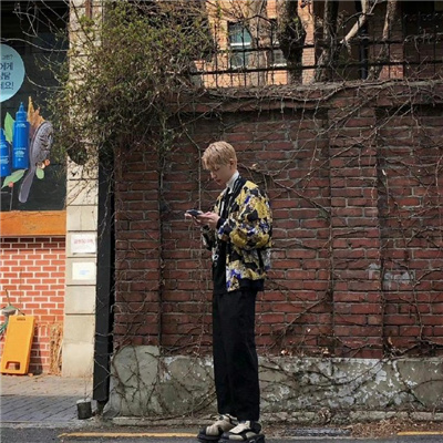 2023最好看的头像新款男生(28张)