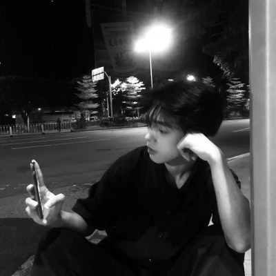 给人一种阳光的头像男(精选24张)