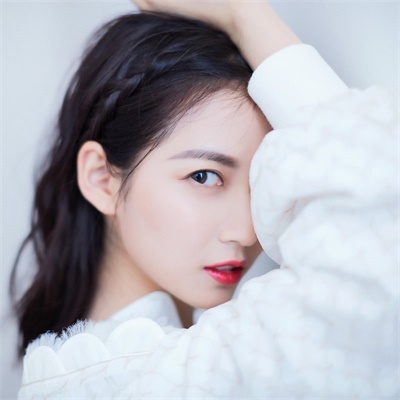 女人专用的微信头像(精选24张)