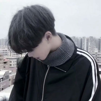 高清男生气质干净的头像(精选28张)