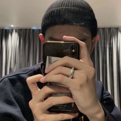 吸引妇女添加的男头像(精选24张)