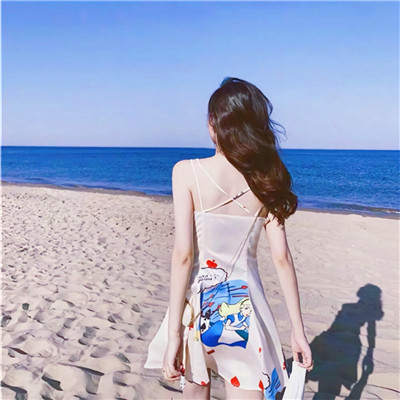 2023最火女性微信头像(24张)