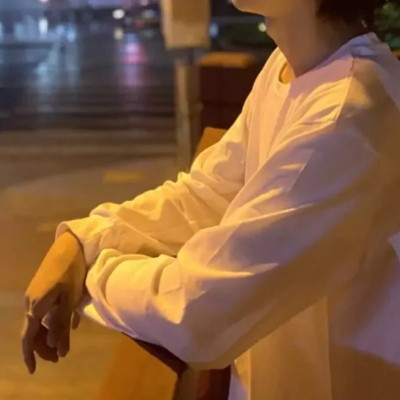 2023最火黑色男生头像(24张)