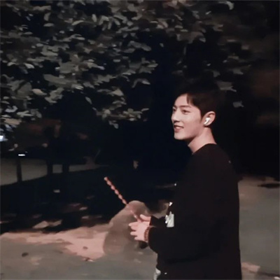 2023最火黑色男生头像(24张)