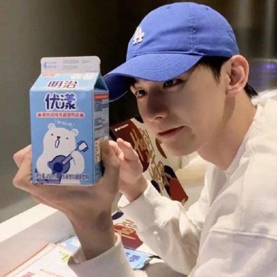 2023最火好看男头像(22张)