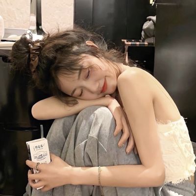 2023最火的拽头像(24张)