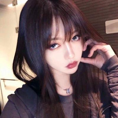 2023最火的拽头像(24张)