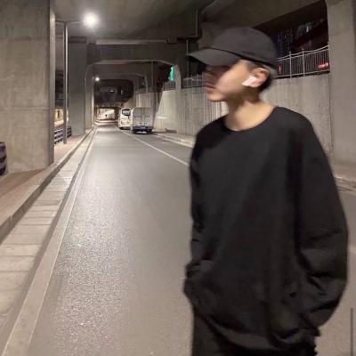 2023男生最帅微信头像(24张)