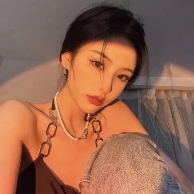 2023年最火版女生头像(26张)