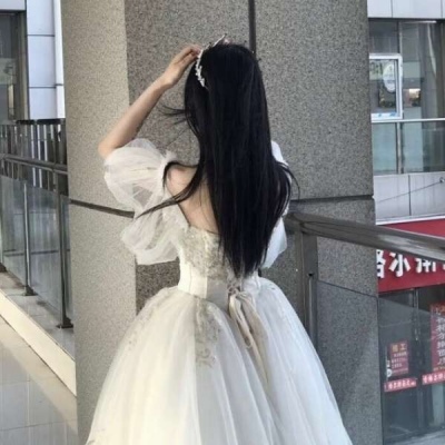 女人最适合的抖音头像背影(22张)