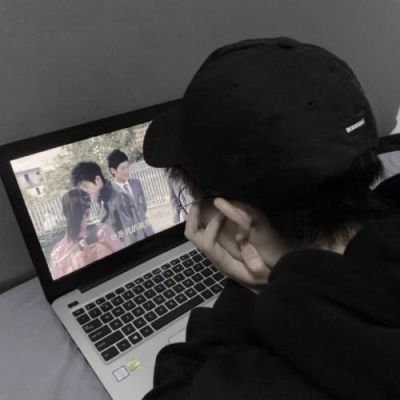 抖音头像图片2023新款高冷(精选22张)